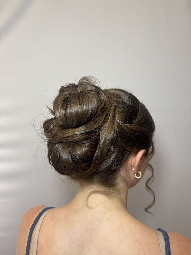 Studio Booth Styling & Updos work in Pittsburgh